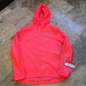 Womens New Balance coral jacket L running packable wind & water resistant
